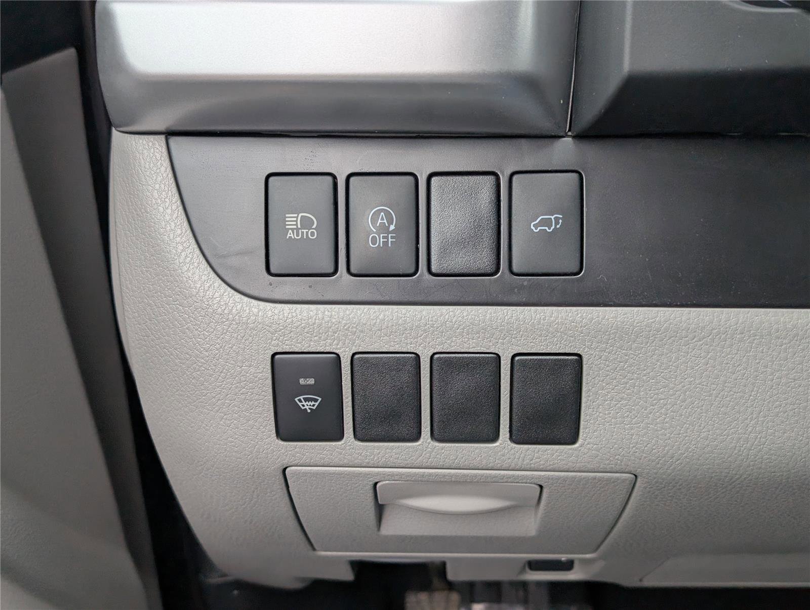 Used 2019 Toyota Highlander XLE image 22