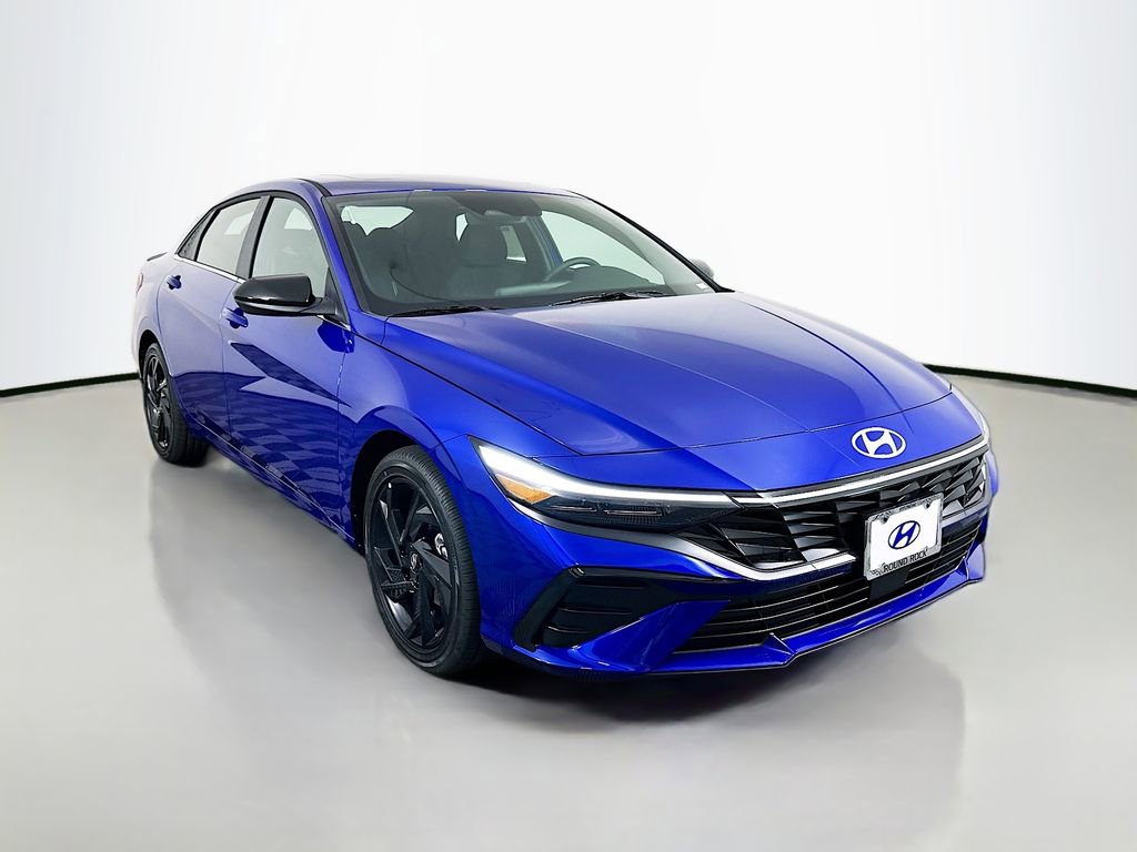 New 2026 Hyundai Elantra SEL Sport image 3