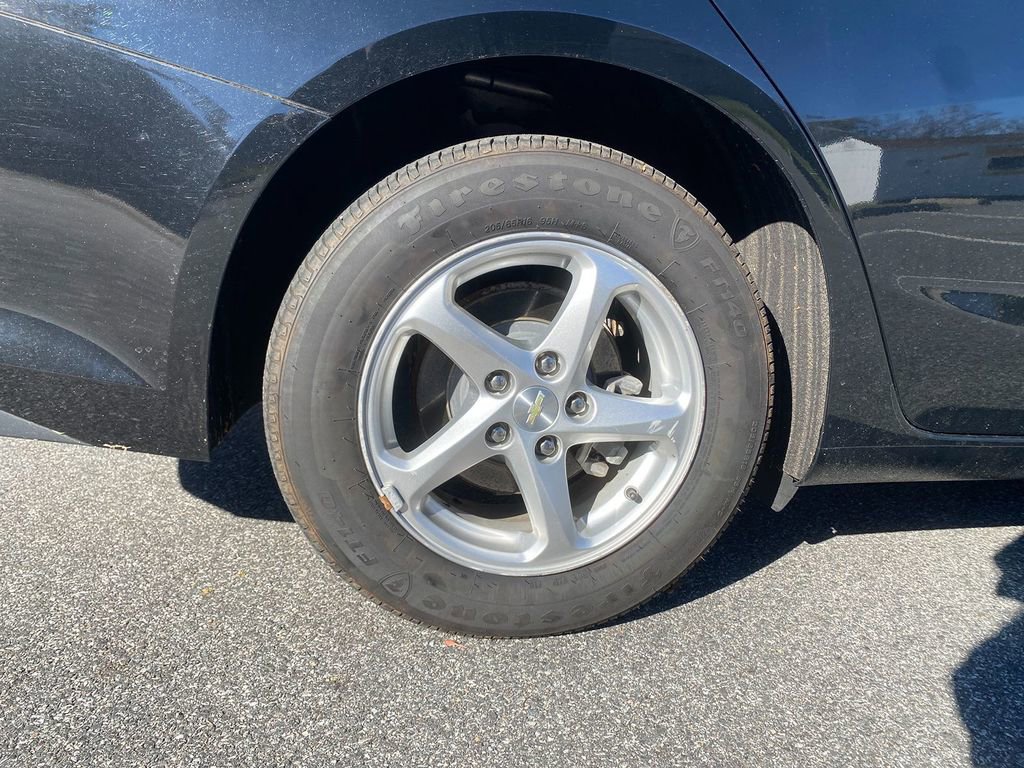 Used 2018 Chevrolet Malibu LS image 30