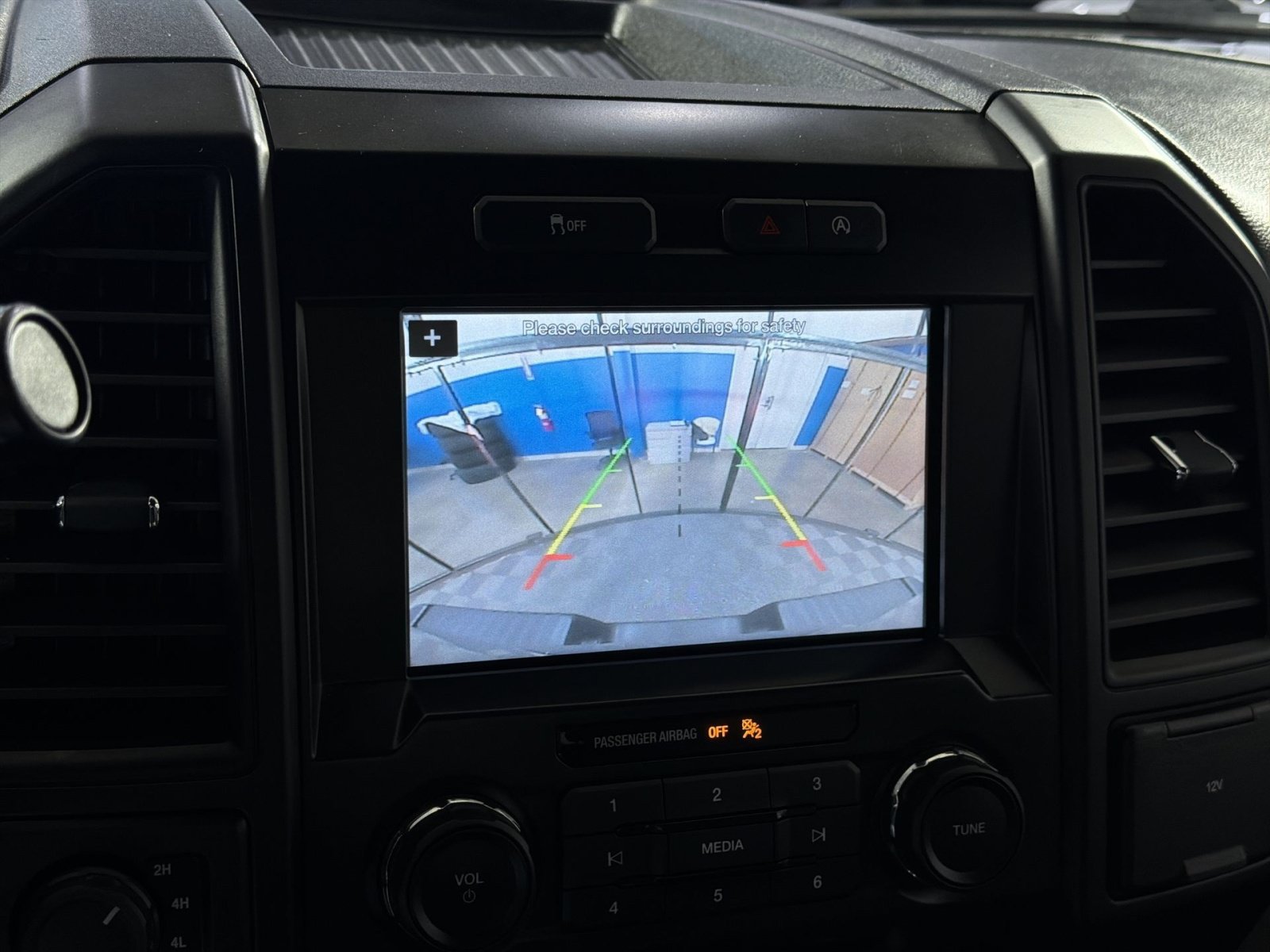 Used 2018 Ford F150 XL w/ Equipment Group 101A Mid AWD/4WD image 30