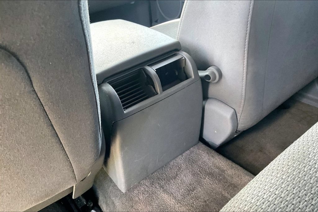Used 2006 Jeep Commander 4WD image 11