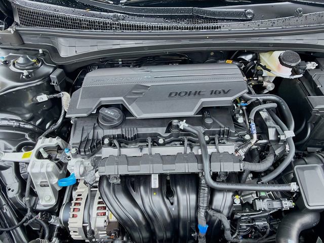 New 2026 Hyundai Elantra Limited image 32