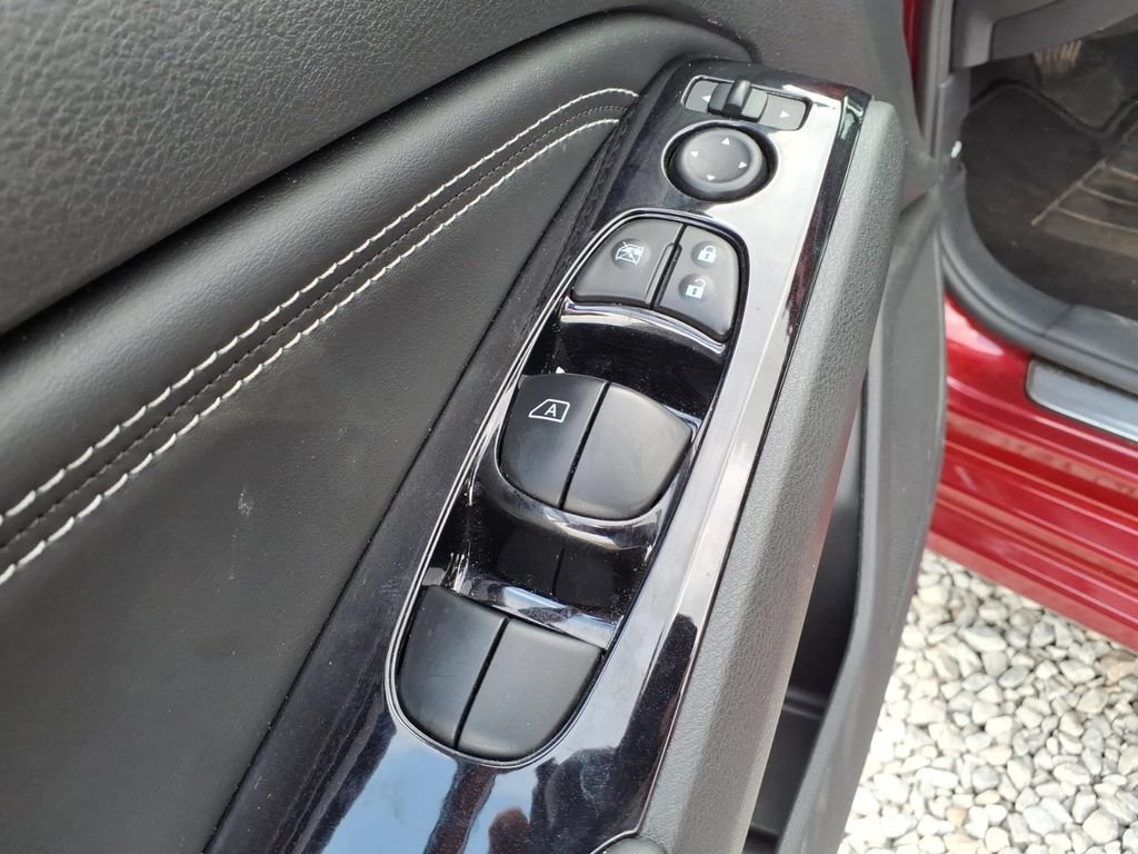 Used 2023 Nissan Altima 2.5 SL AWD/4WD image 23
