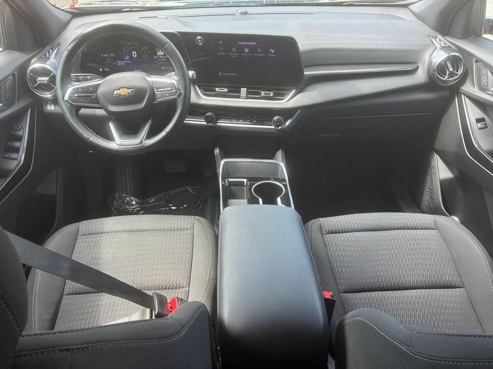 Used 2025 Chevrolet Equinox LT FWD image 28