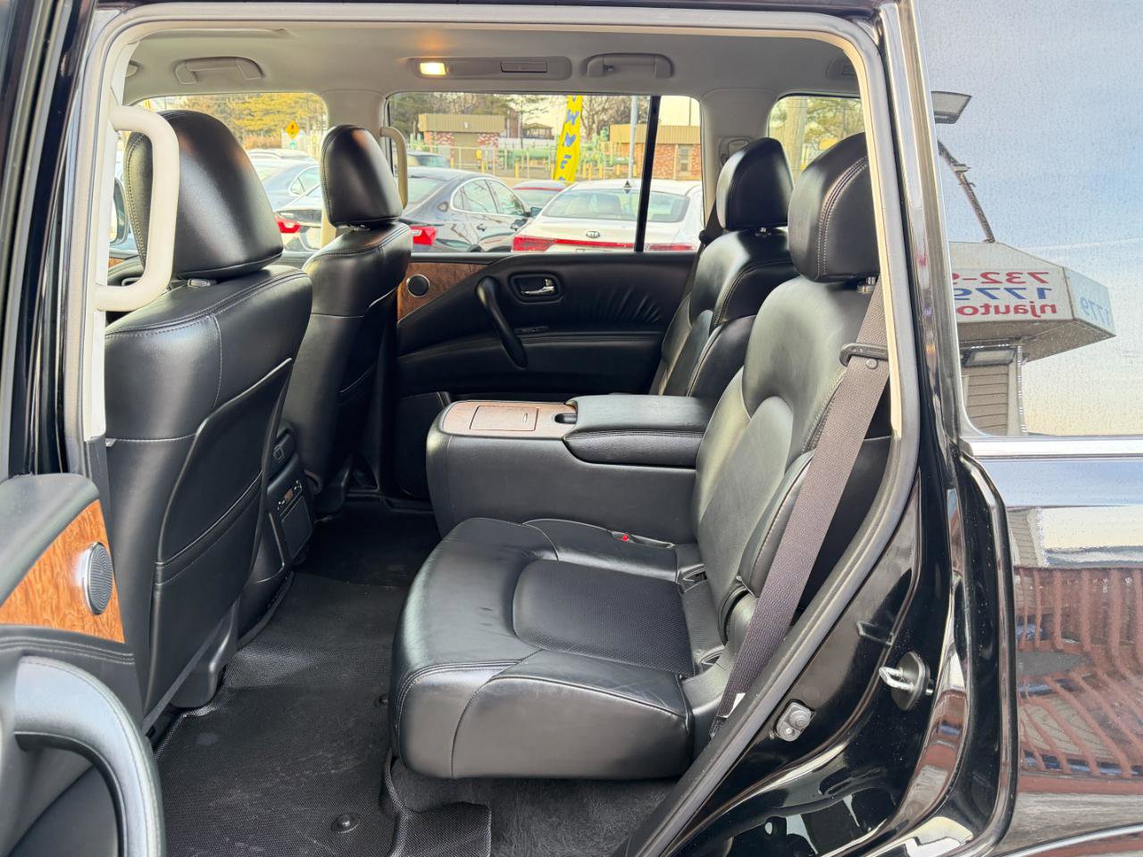 Used 2021 Nissan Armada SL w/ Captain's Chairs Package image 30