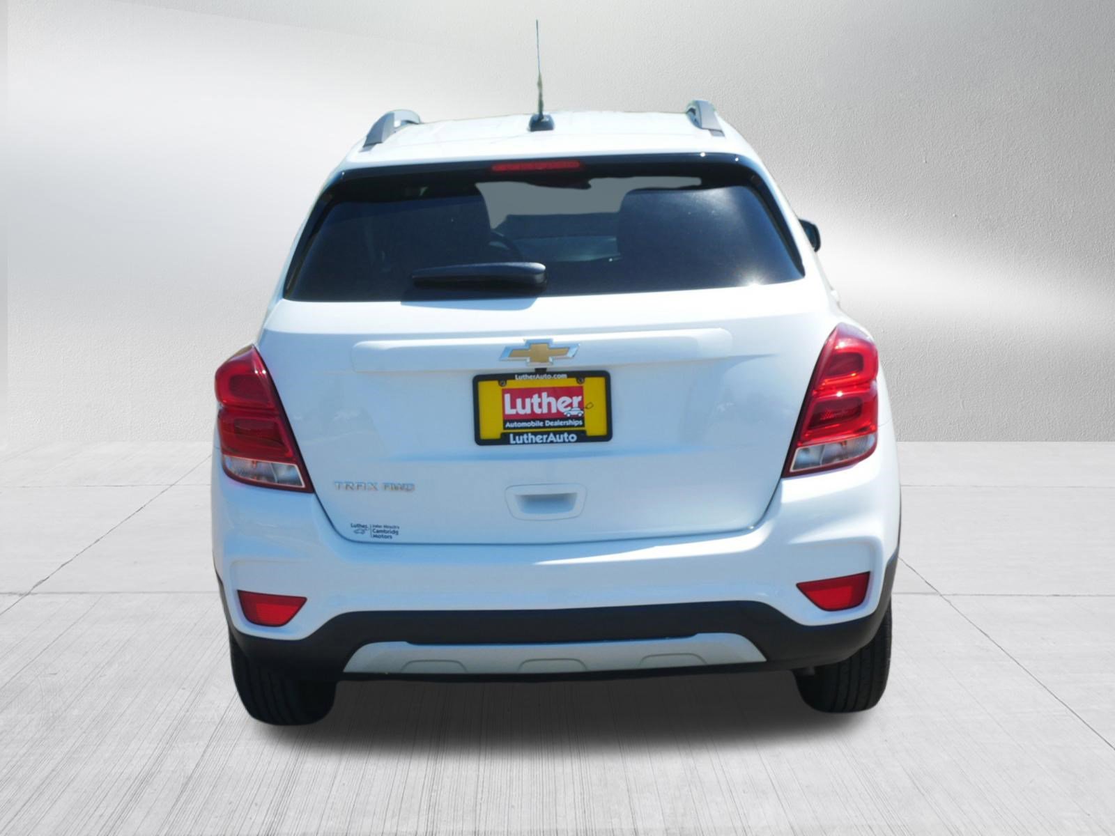 Used 2022 Chevrolet Trax LT w/ LT Convenience Package AWD/4WD image 6