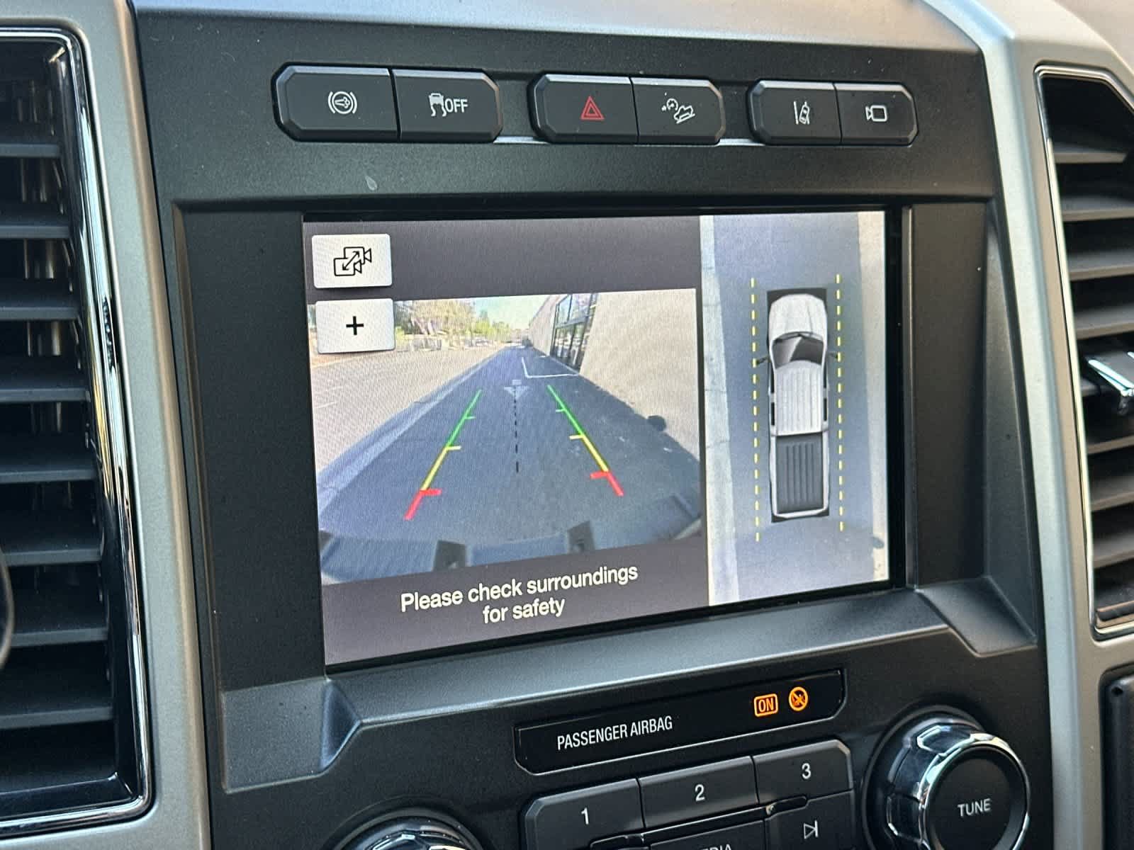 Certified 2019 Ford F250 Lariat w/ Lariat Ultimate Package AWD/4WD image 18