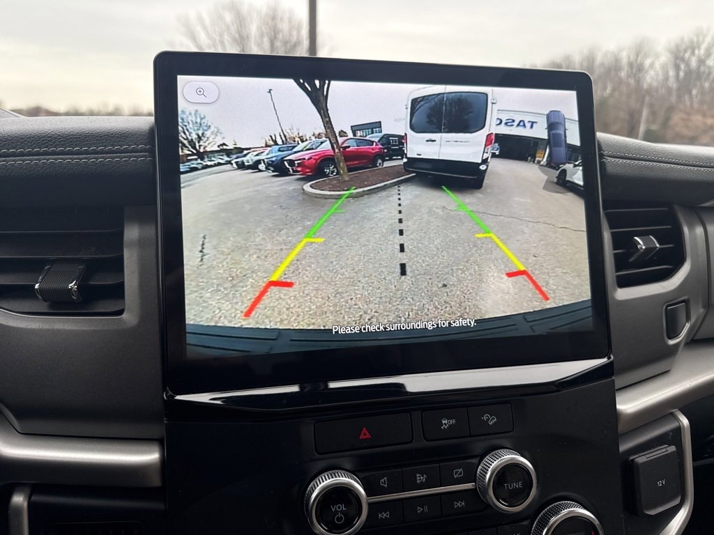 Used 2022 Ford Expedition XLT image 17