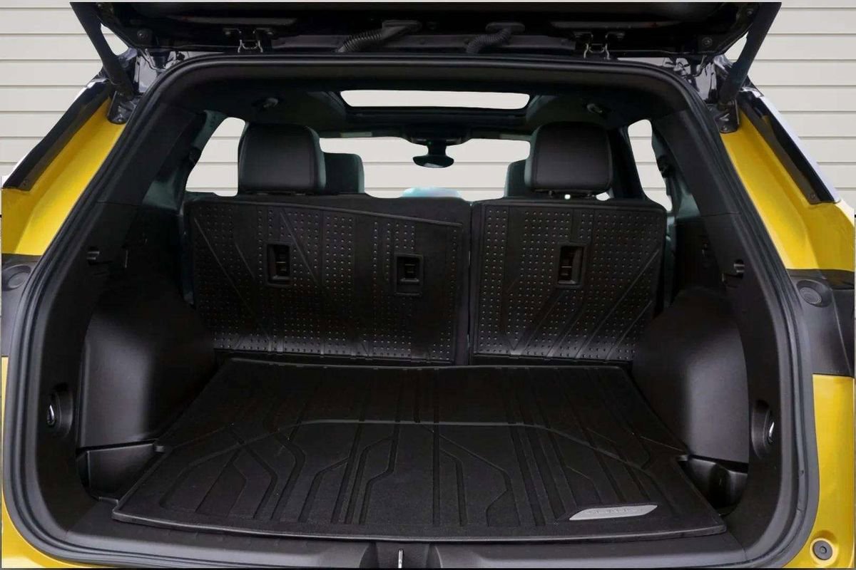 Used 2022 Chevrolet Blazer RS w/ Enhanced Convenience Package image 10