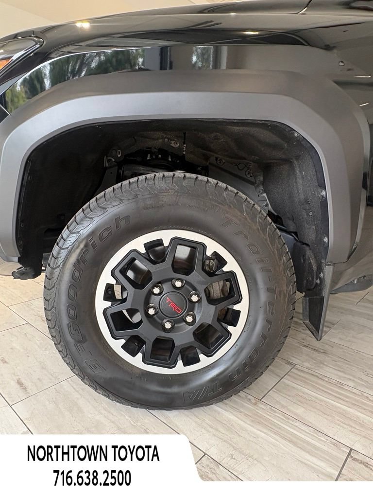 Used 2024 Toyota Tacoma TRD Off-Road AWD/4WD image 10
