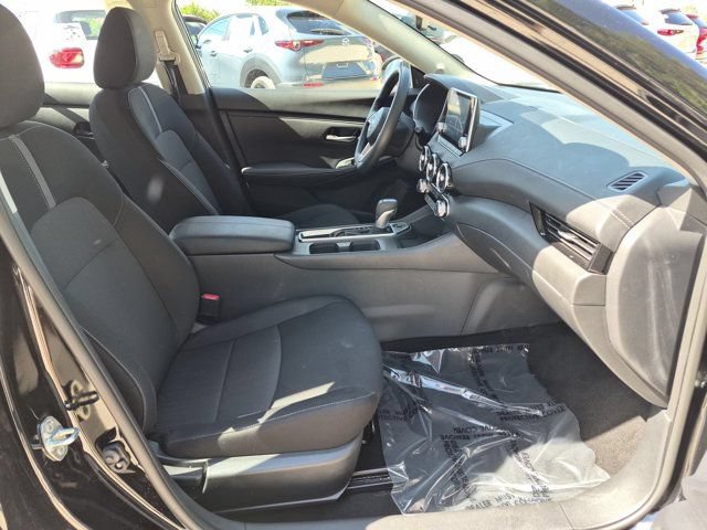 Used 2025 Nissan Sentra SV FWD image 26
