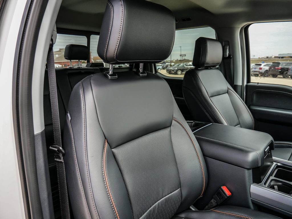 New 2026 Ford F250 Lariat w/ Lariat Premium Package image 18