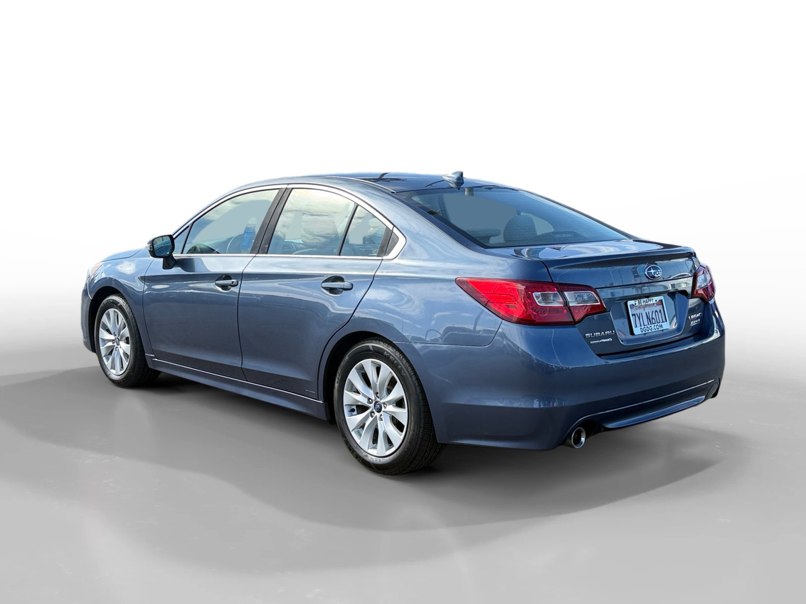 Used 2017 Subaru Legacy 2.5i Premium AWD/4WD image 3