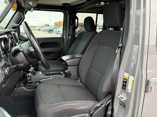 Used 2022 Jeep Gladiator Willys image 20