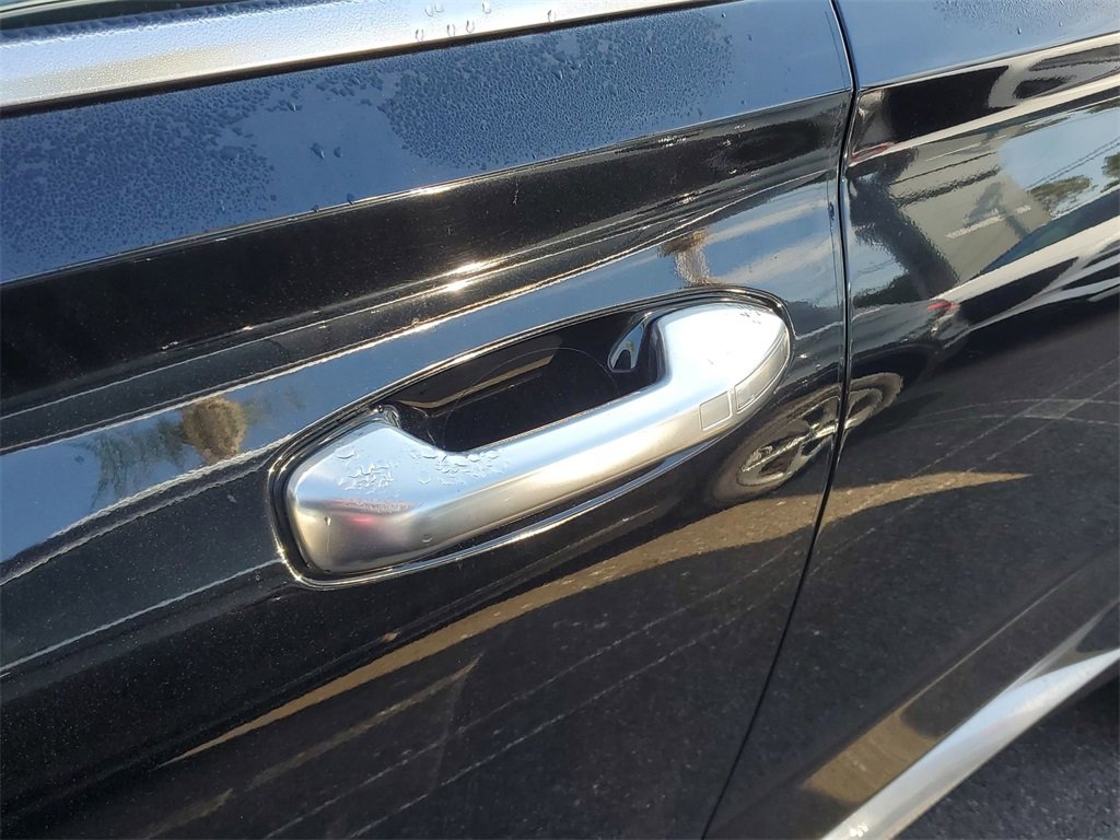 Used 2024 Hyundai Palisade Limited image 7