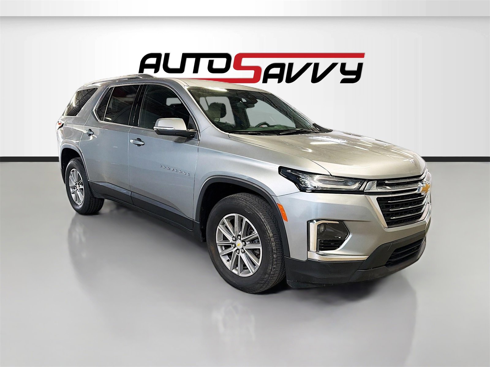 Used 2023 Chevrolet Traverse LT