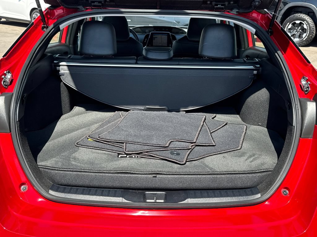 Used 2020 Toyota Prius Prime Limited w/ Carpet Mat Package FWD image 12
