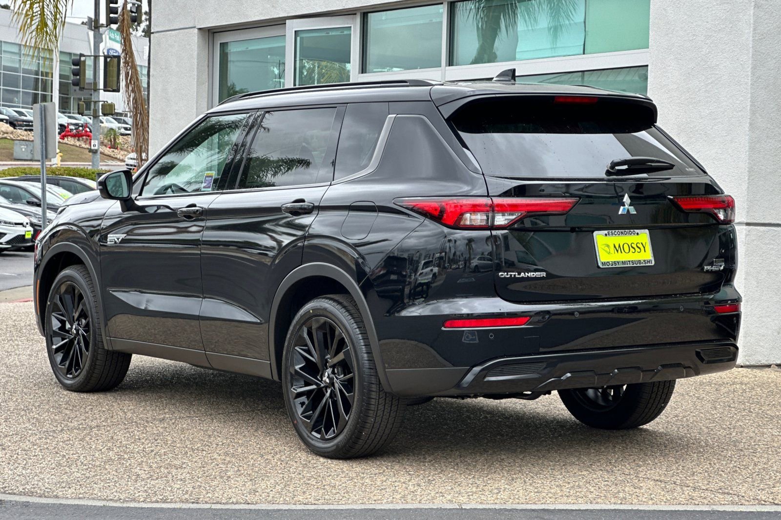 New 2025 Mitsubishi Outlander SEL image 6