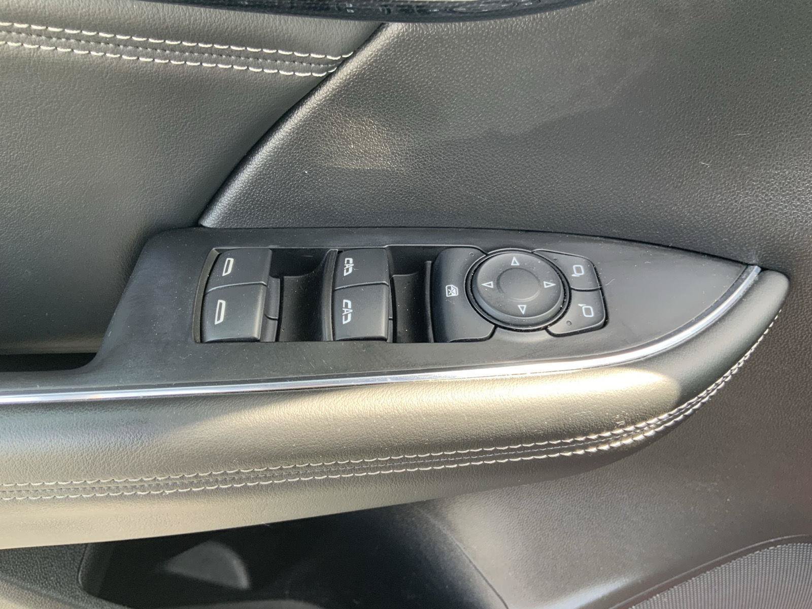 Used 2023 Buick Envision Preferred FWD image 23