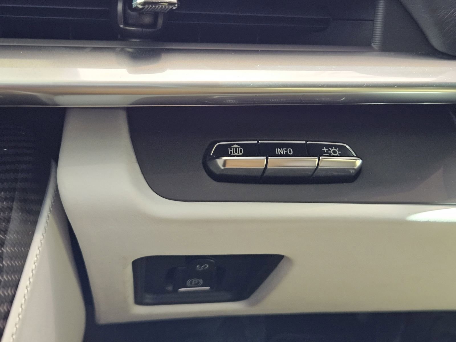 Certified 2023 Chevrolet Corvette Z06 w/ Battery Protection Package image 26