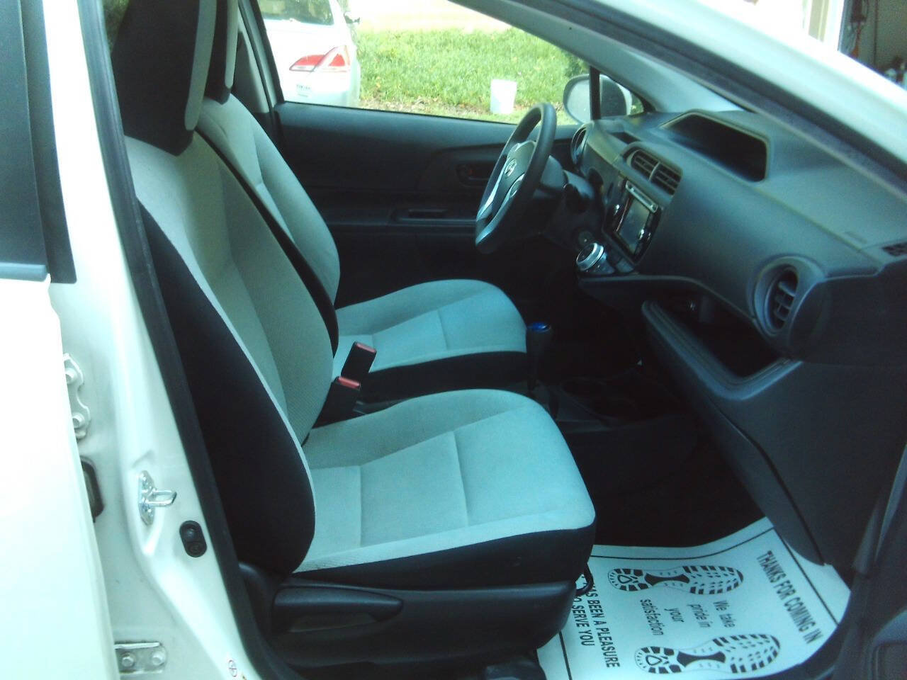 Used 2015 Toyota Prius C One FWD image 26