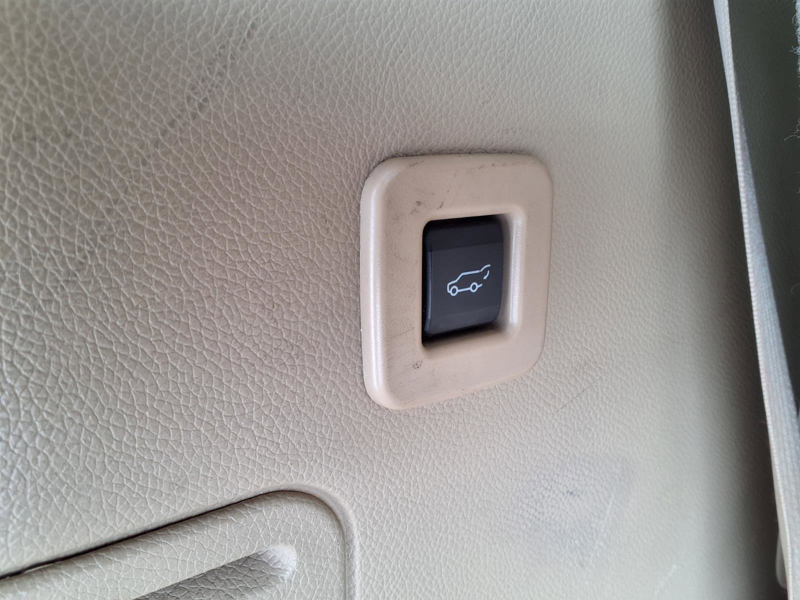 Used 2010 Ford Expedition Eddie Bauer image 8