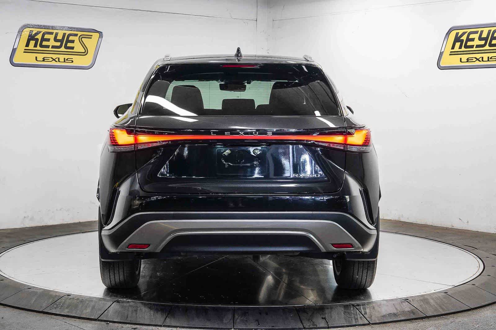 Used 2024 Lexus RX 350 Premium Plus w/ Convenience Package FWD image 3