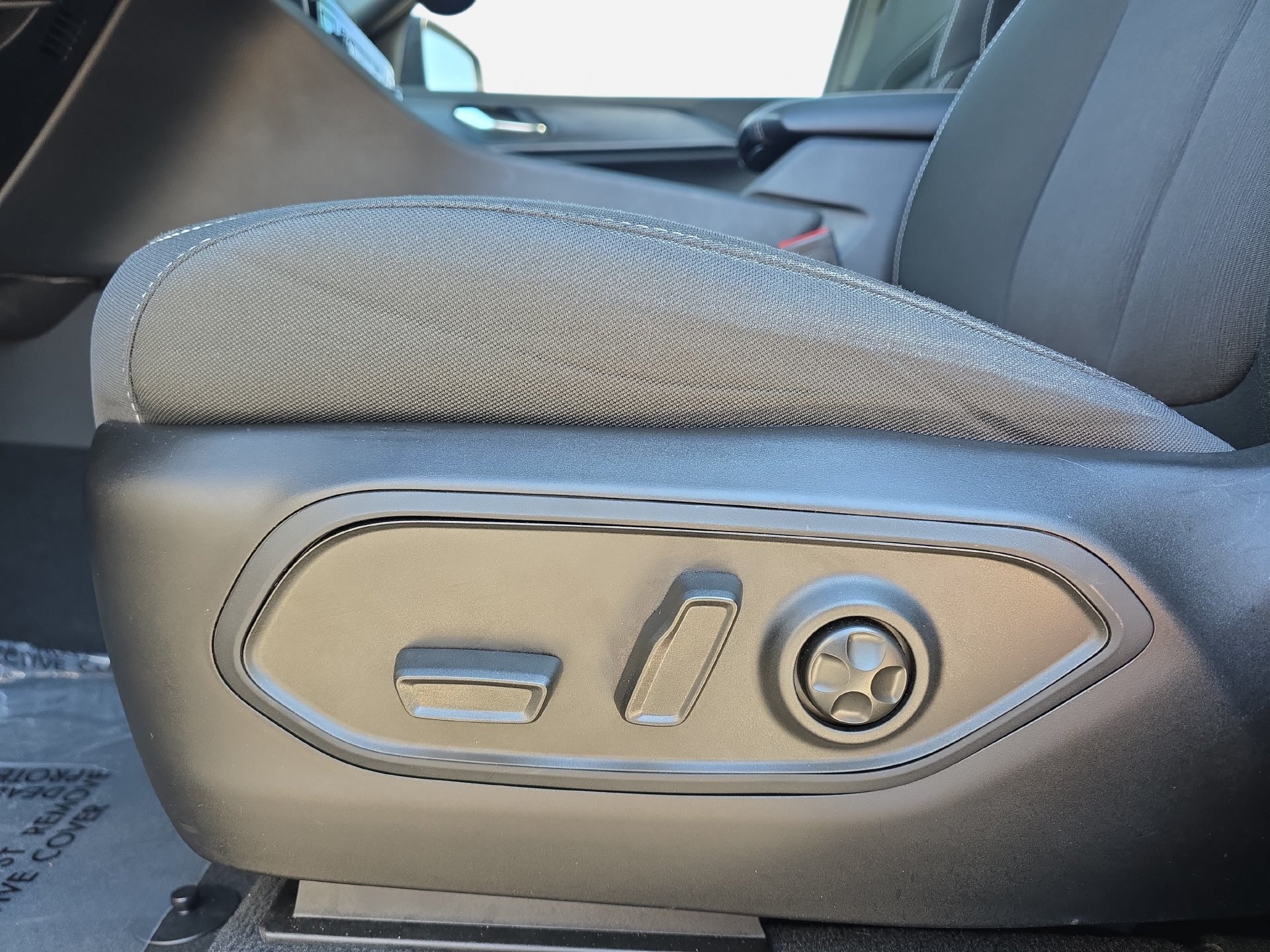 Used 2025 Jeep Grand Cherokee L Laredo w/ Luxury Tech Group I AWD/4WD image 28