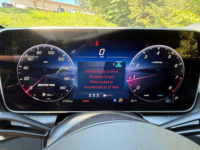 Used 2025 Mercedes-Benz GLC 43 AMG 4MATIC image 27