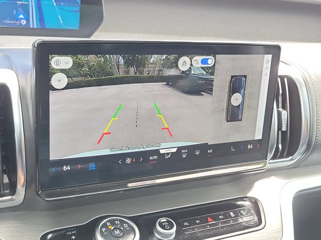 Certified 2025 Ford Expedition Platinum image 30