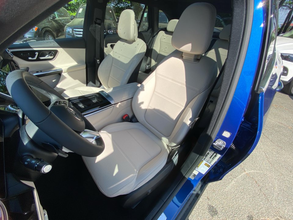 New 2026 Mercedes-Benz GLC 300 4MATIC image 30