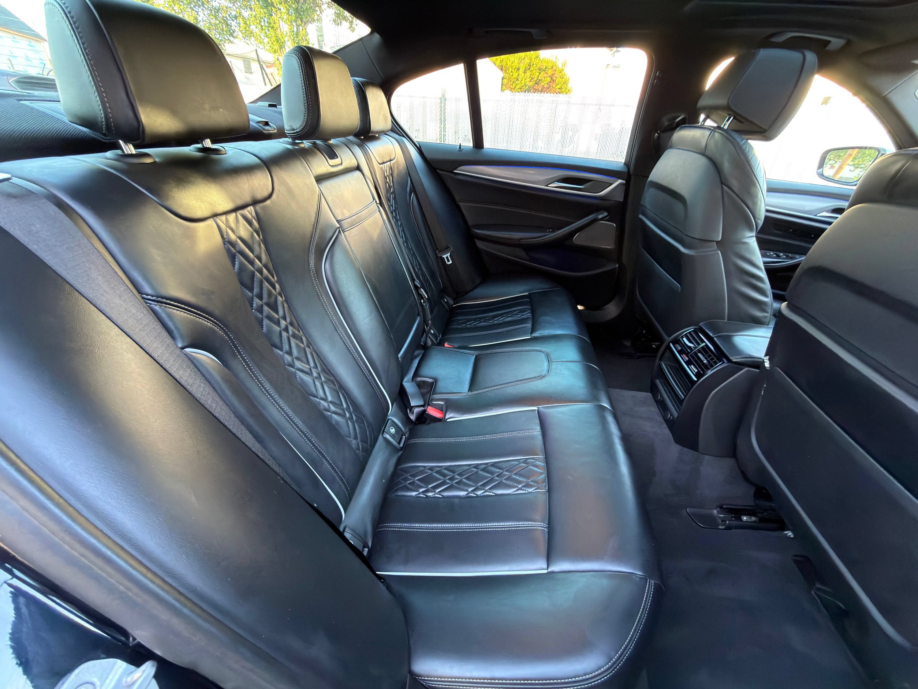 Used 2019 BMW M550i xDrive AWD/4WD image 21