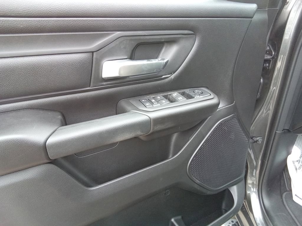 New 2026 RAM 1500 Express image 12