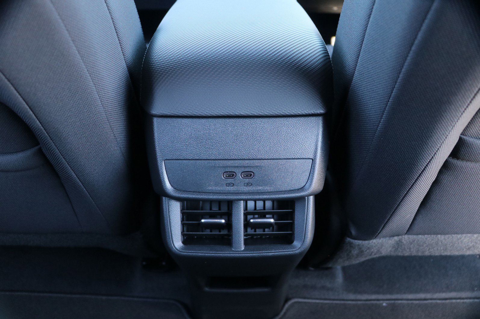 New 2026 Chevrolet Equinox LT w/ Midnight Edition image 31