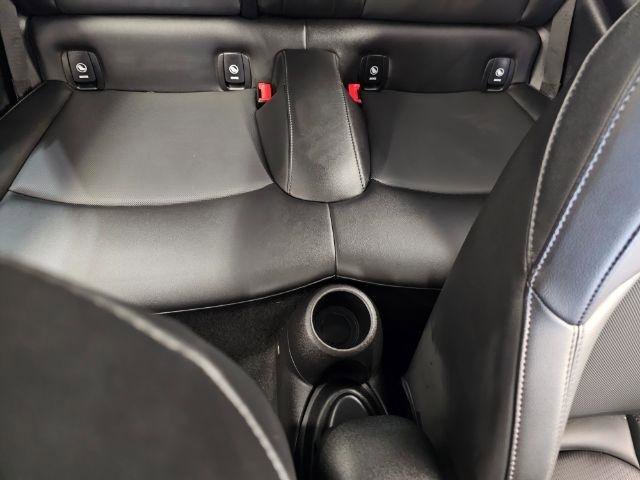 Used 2022 MINI Cooper SE FWD image 27