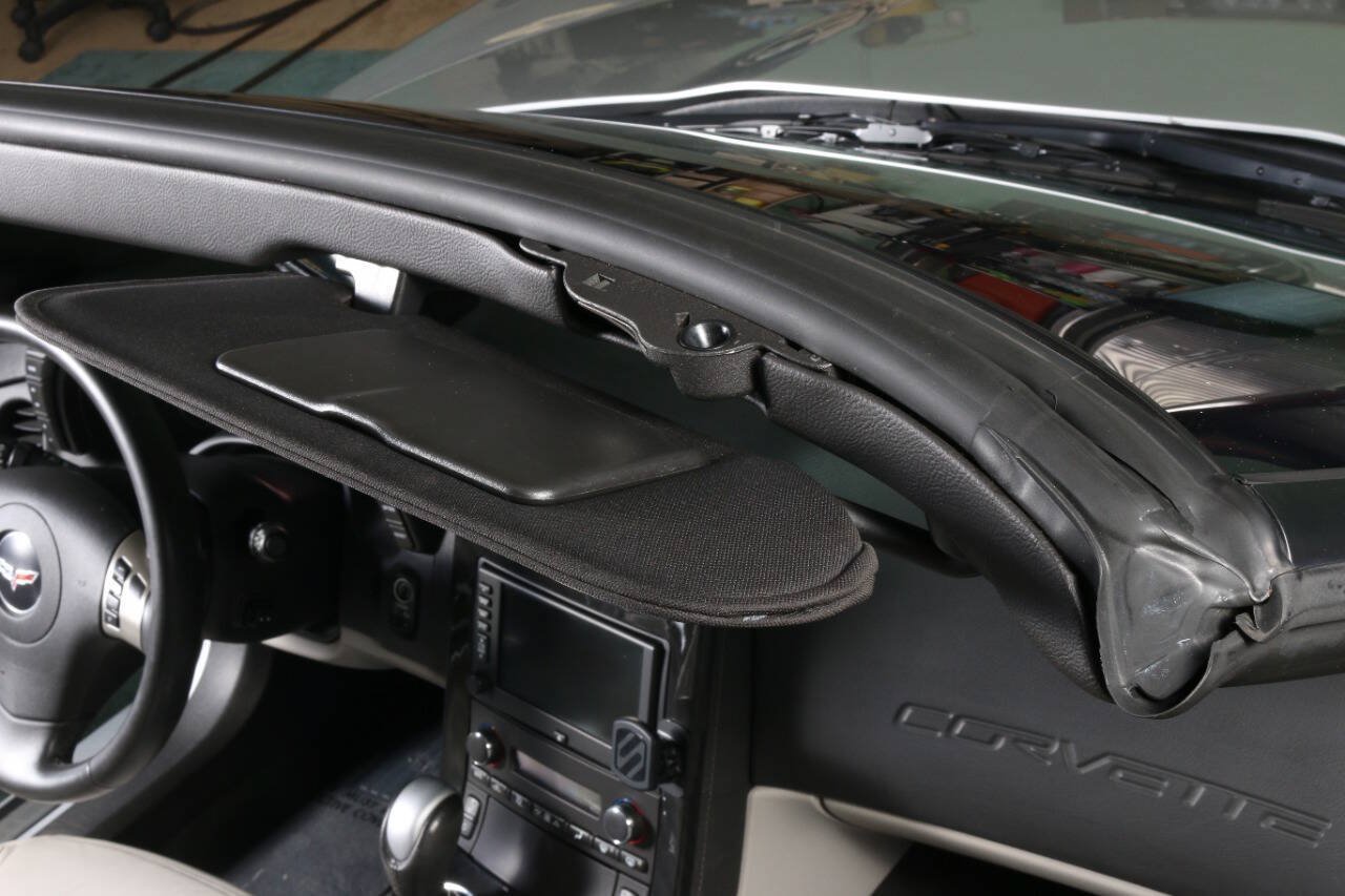 Used 2011 Chevrolet Corvette Grand Sport w/ Preferred Equipment Group RWD image 39