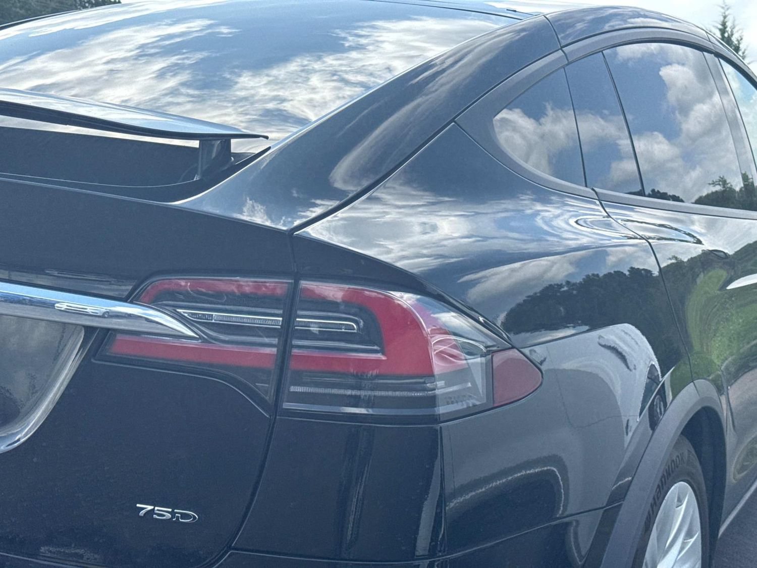Used 2018 Tesla Model X 75D AWD/4WD image 9