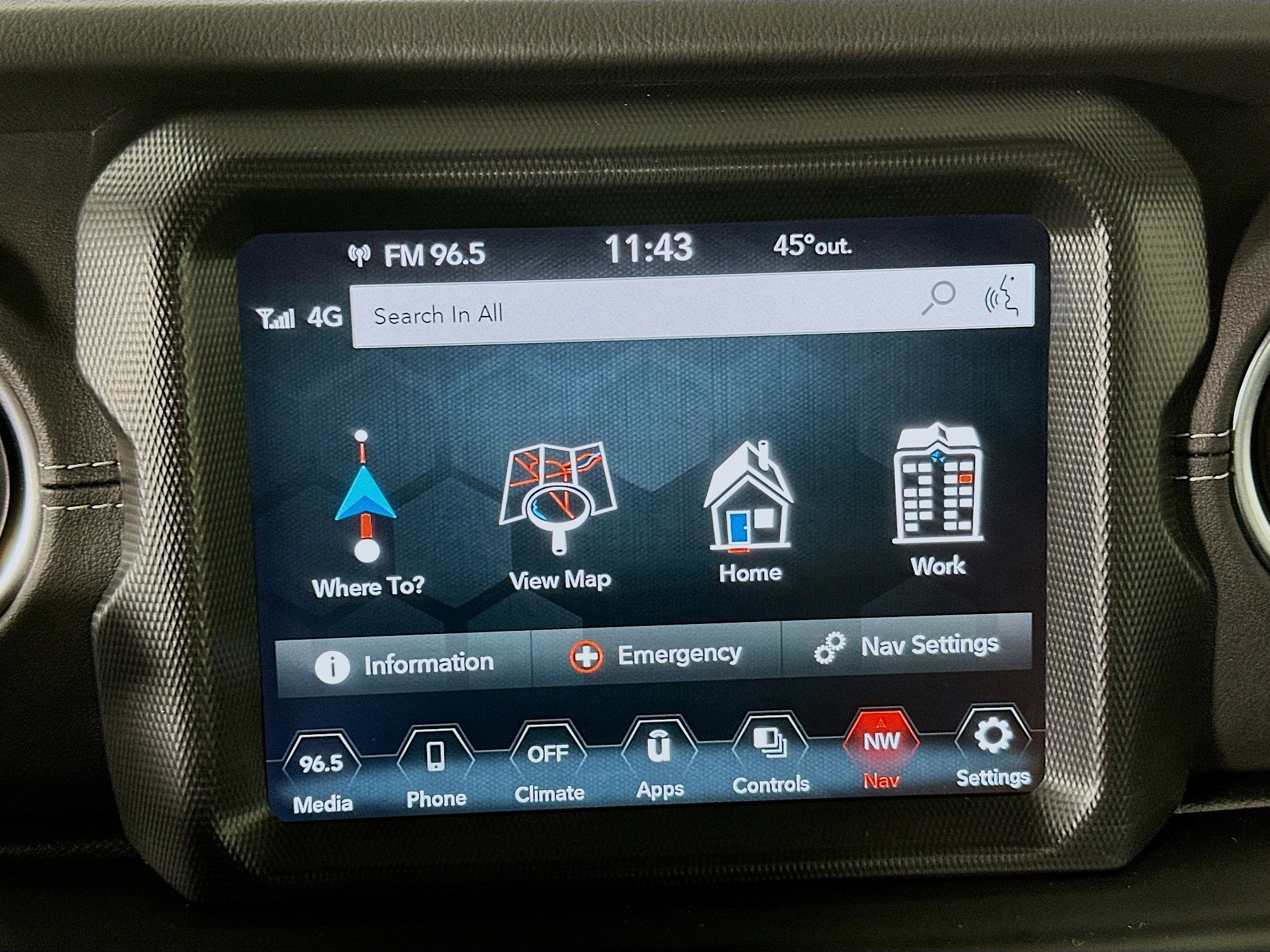 Used 2022 Jeep Wrangler Sahara w/ Safety Group image 22