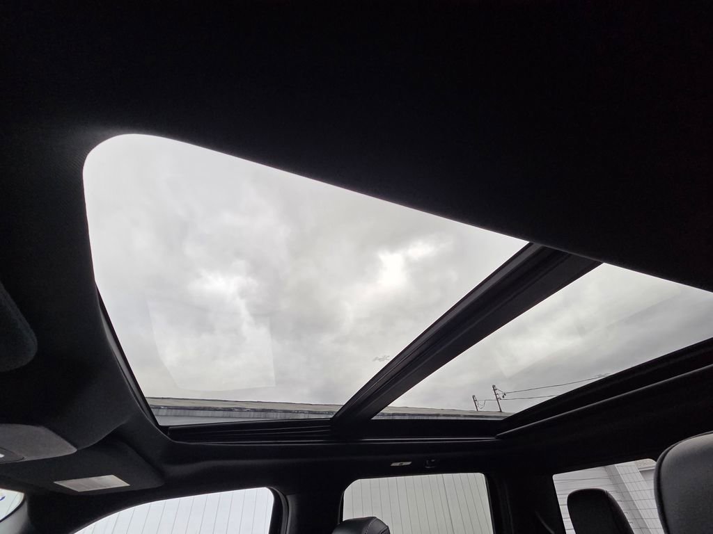 Used 2023 Ford F150 Lariat w/ Equipment Group 502A High image 16