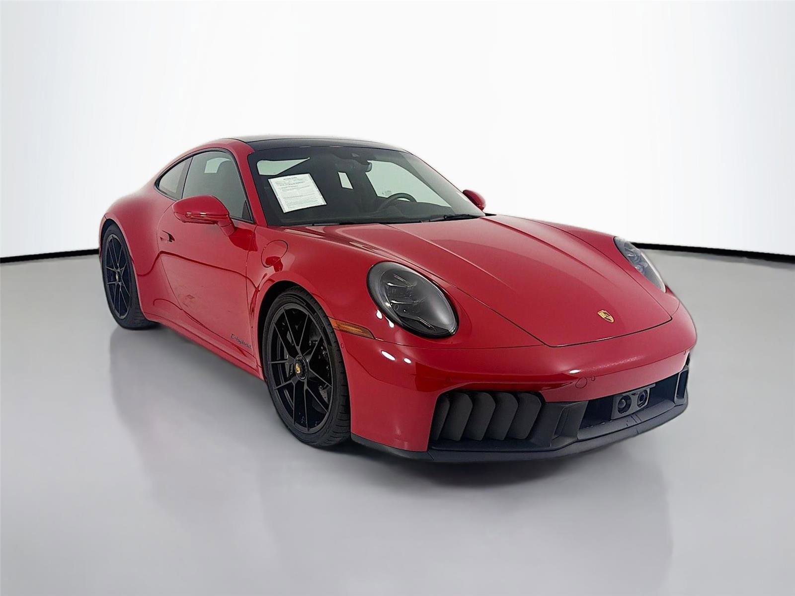 Certified 2025 Porsche 911 Carrera GTS image 24
