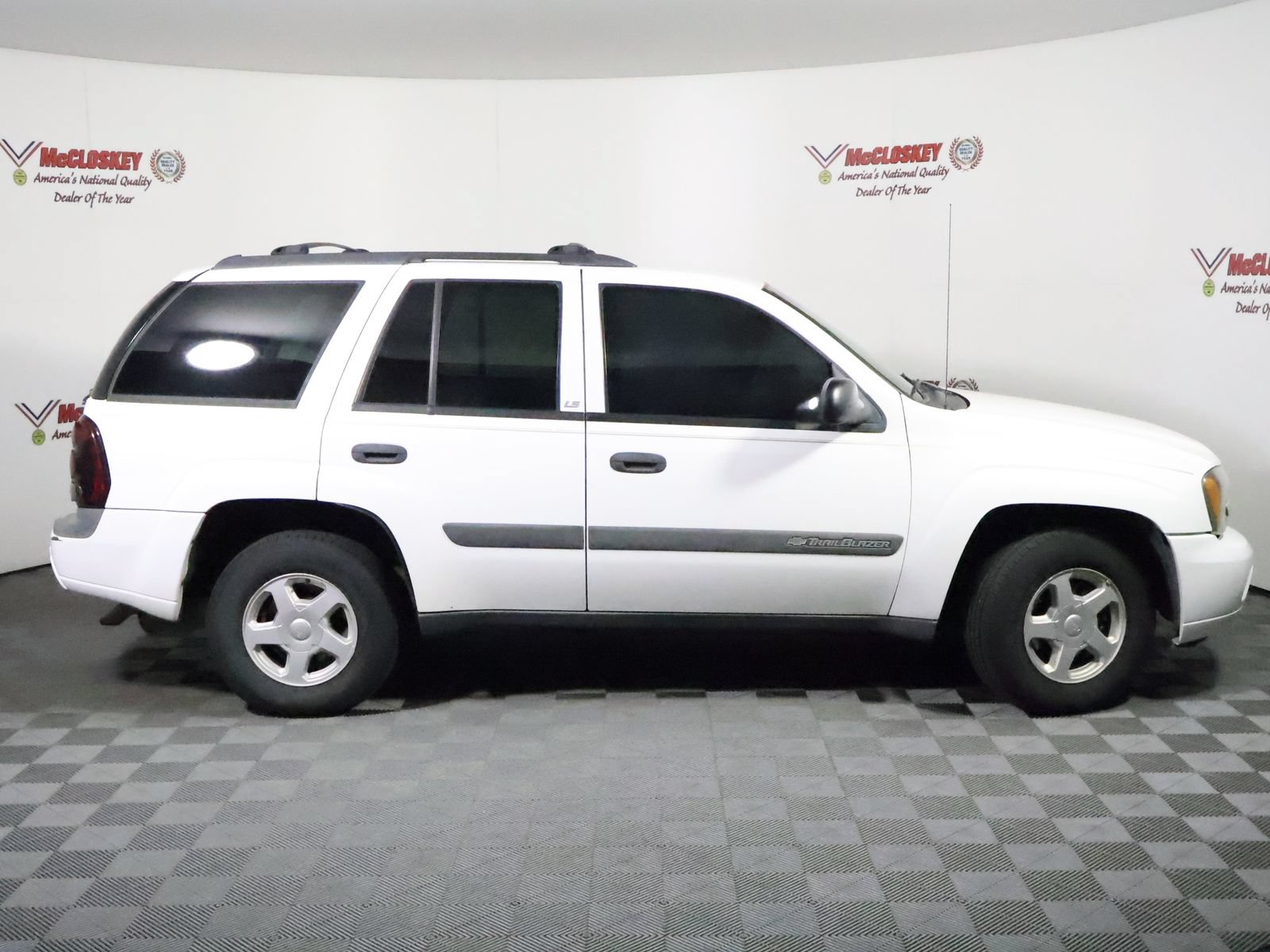 Used 2003 Chevrolet TrailBlazer LS w/ Preferred Equipment Group AWD/4WD image 3