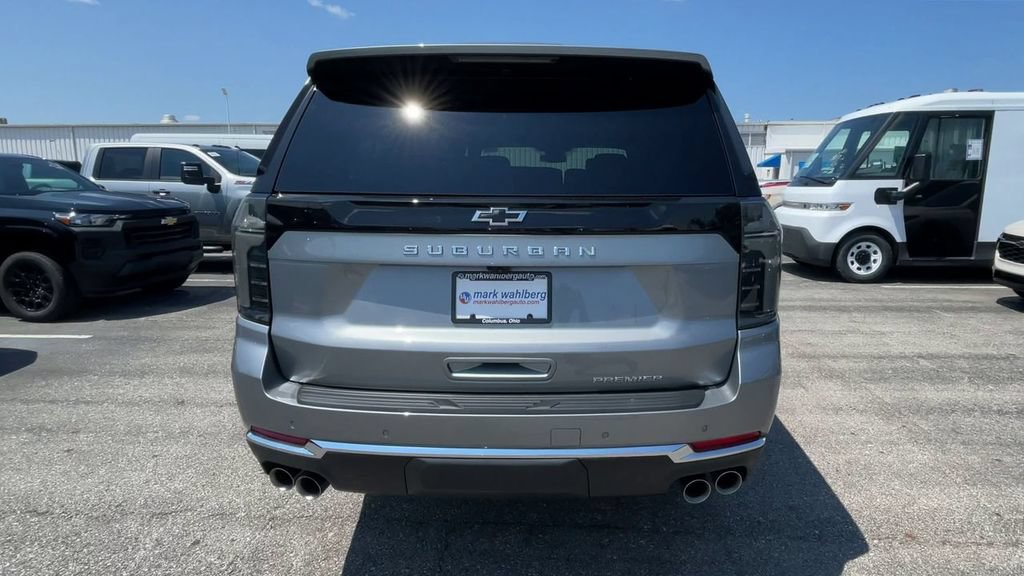 New 2026 Chevrolet Suburban Premier w/ Sun And Tow Package AWD/4WD image 9