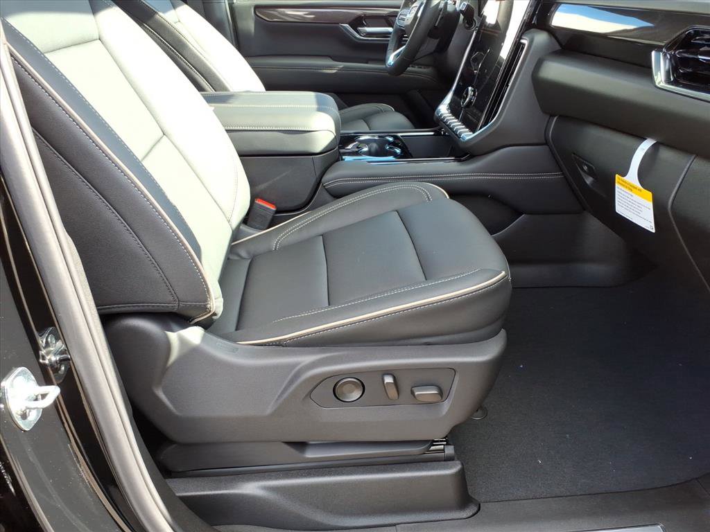 New 2026 GMC Yukon Elevation image 9