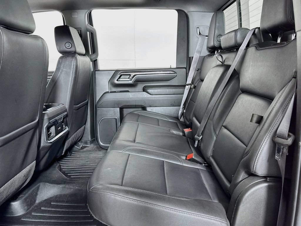Used 2024 Chevrolet Silverado 3500 LTZ w/ LTZ Premium Package AWD/4WD image 11