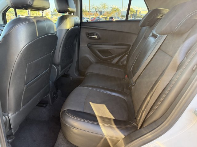 Used 2020 Chevrolet Trax LT w/ Redline Edition image 22