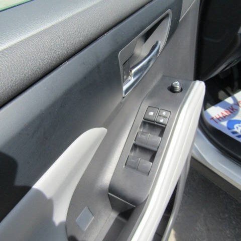 Used 2025 Toyota Highlander XLE AWD/4WD image 19