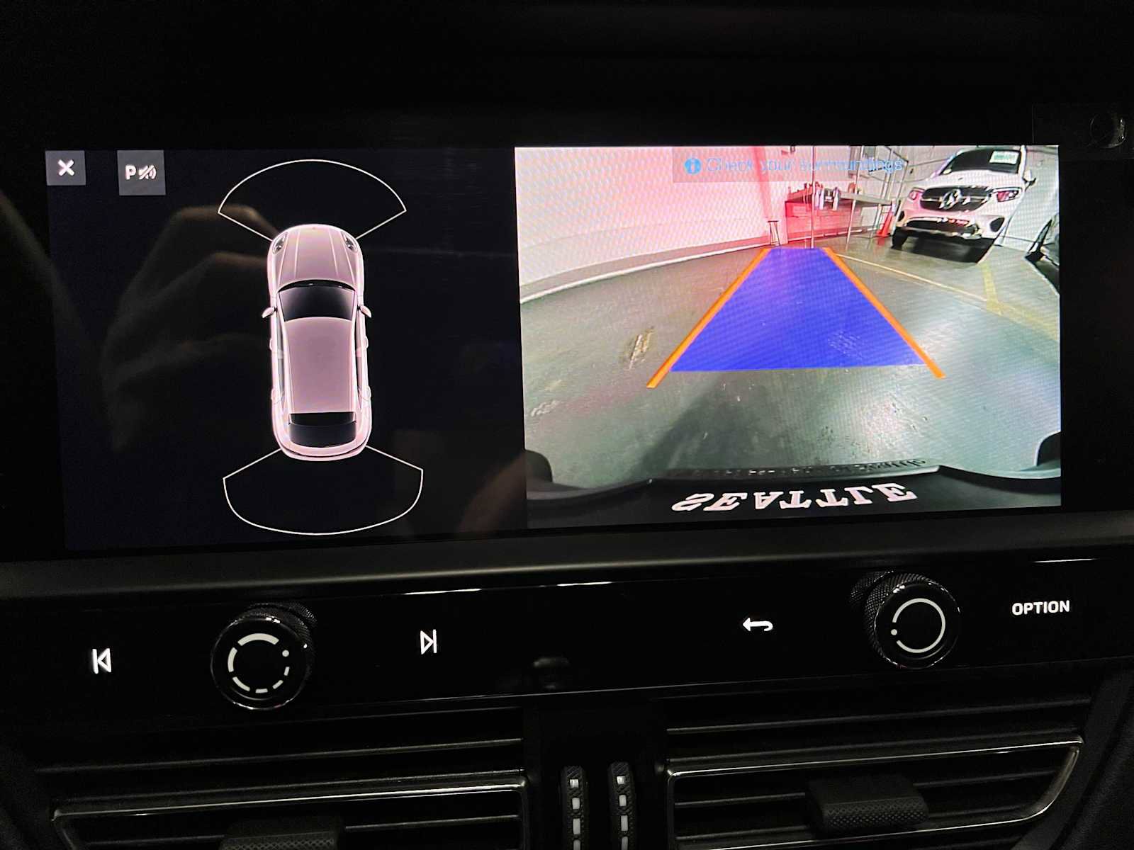 Used 2024 Porsche Macan GTS image 39