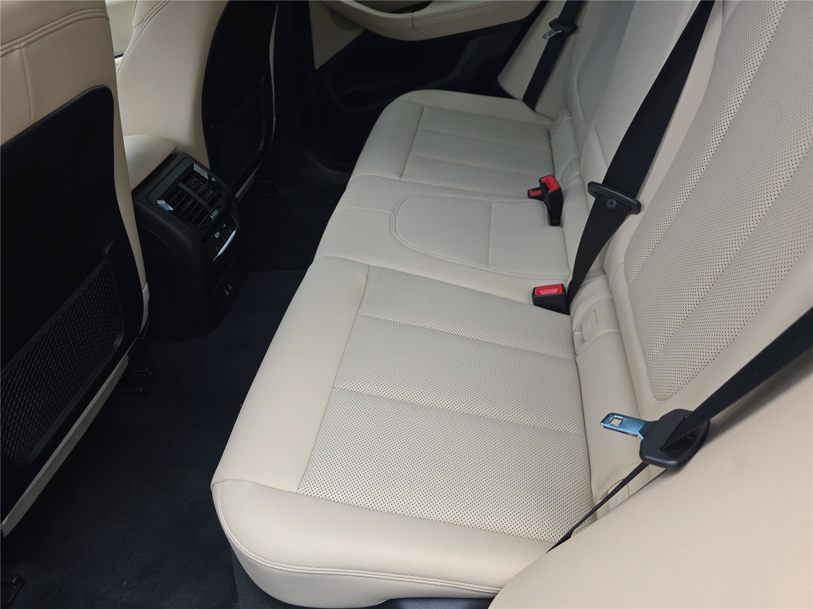 Certified 2023 BMW X3 sDrive30i w/ Convenience Package RWD image 15