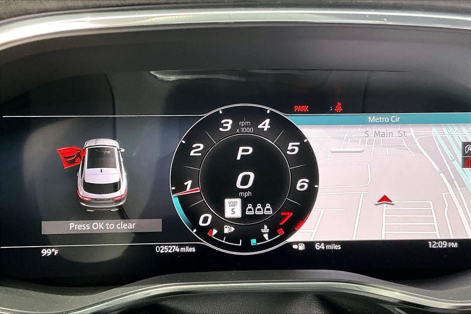 Used 2023 Jaguar F-PACE SVR AWD/4WD image 25