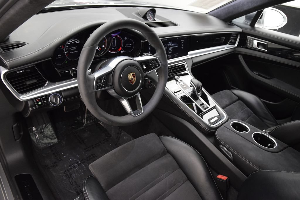 Used 2019 Porsche Panamera GTS AWD/4WD image 22